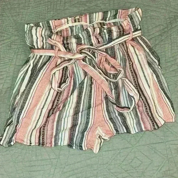 En Creme Pants - En Crème colorful shorts, small